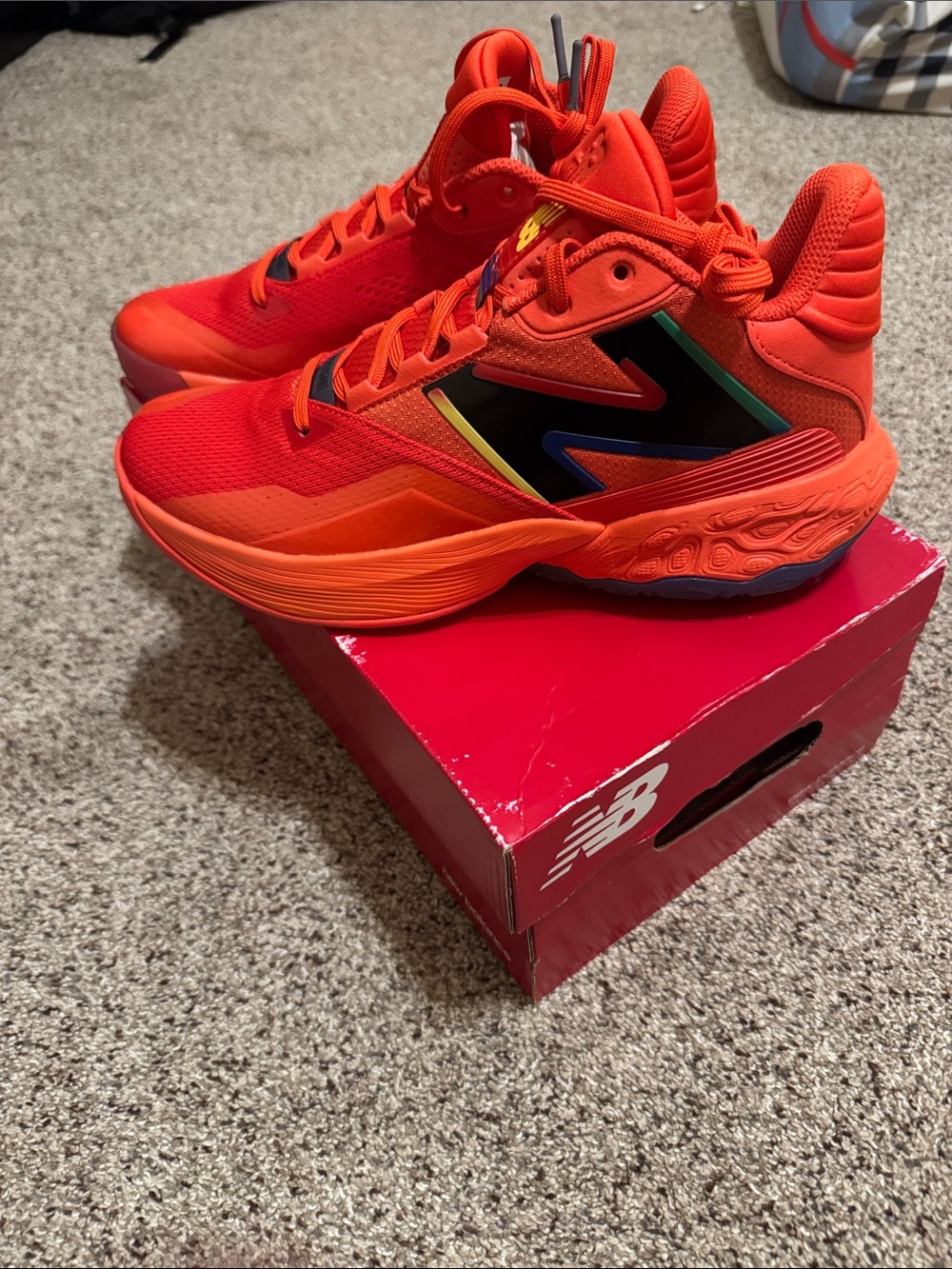 New Balance Two WXY V4 Gamer Tag Pack Neon Flame Athletic Shoes size W10/M8.5